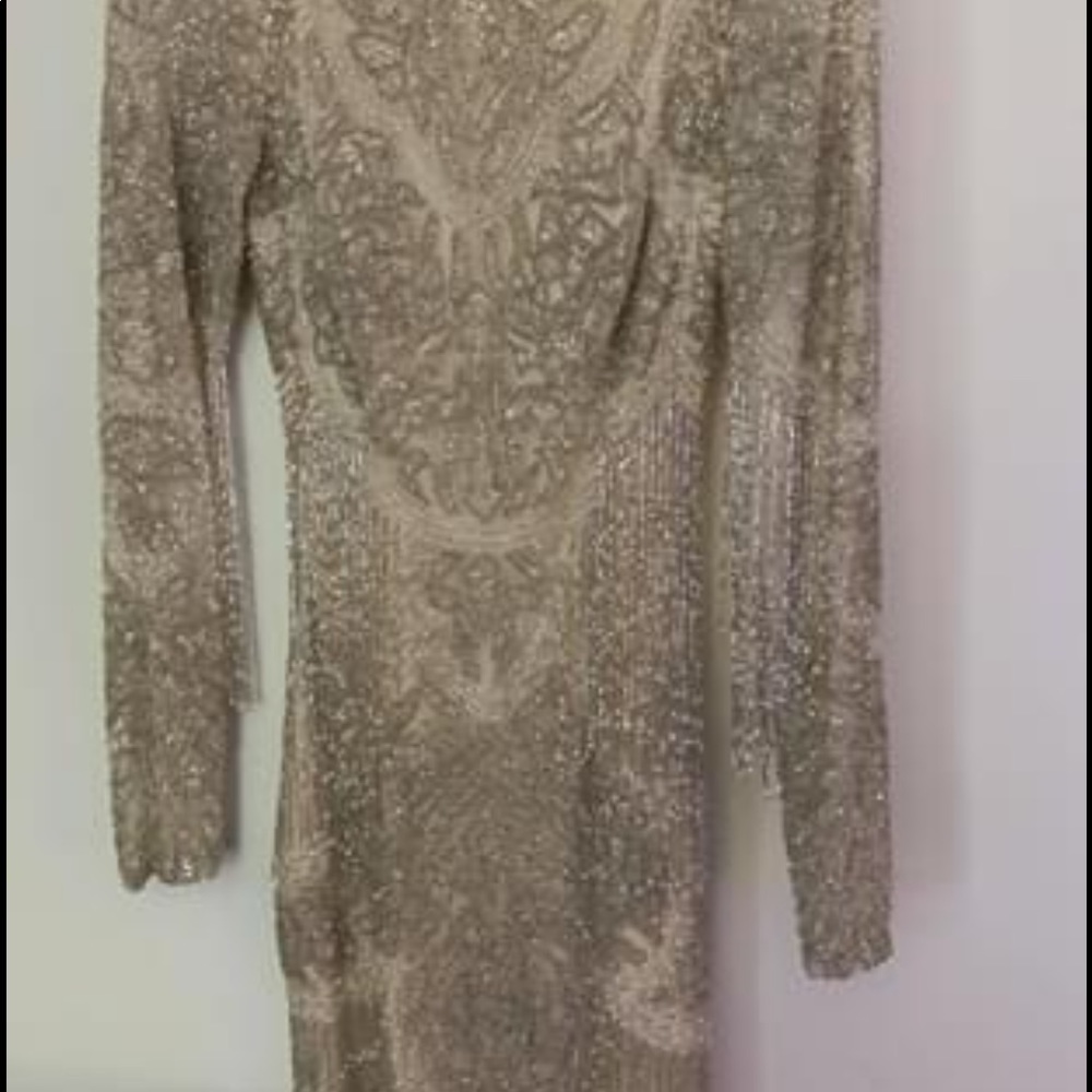 Formal dress - Picture 11 of 16